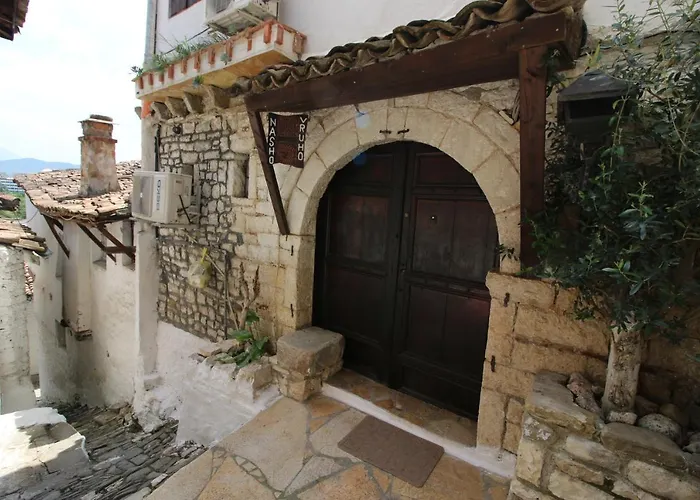Hotel Nasho Vruho